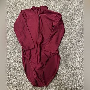 Ballet Leo S Burgundy 3/4 Sleeve Mockneck